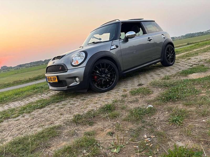 Grijs Gebruikt 2007 Mini Cooper S Chili Hatchback | € 7.199 - Afbeelding 1/4
