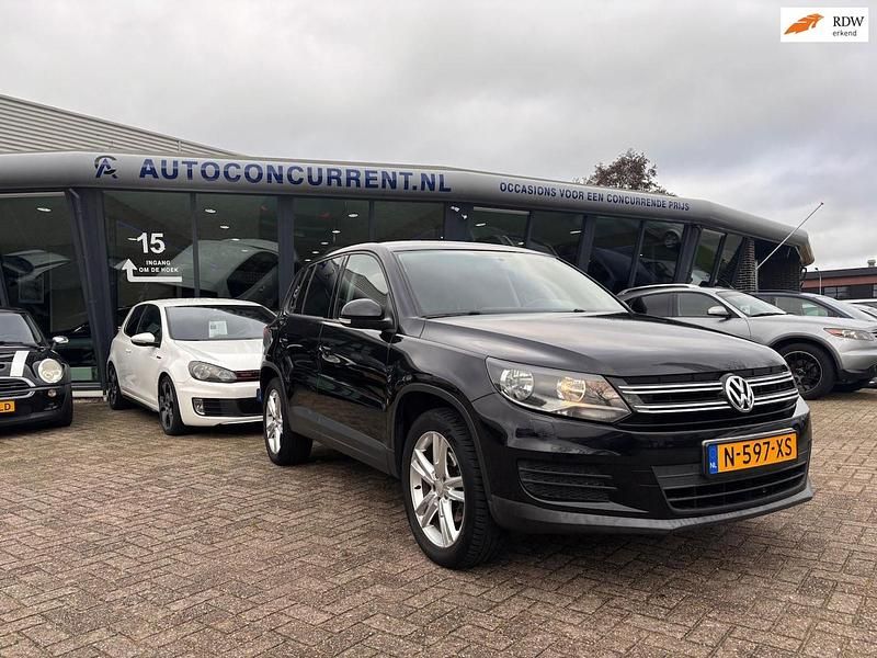 Zwart Gebruikt 2011 VW Tiguan Sport SUV | € 7.899 (Goede deal) - Afbeelding 1/4