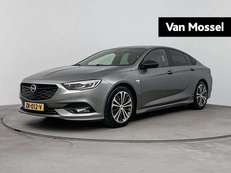 Grijs Gebruikt 2019 Opel Insignia Exklusiv Hatchback | € 26.940 (Iets duurder) - Afbeelding 1/3