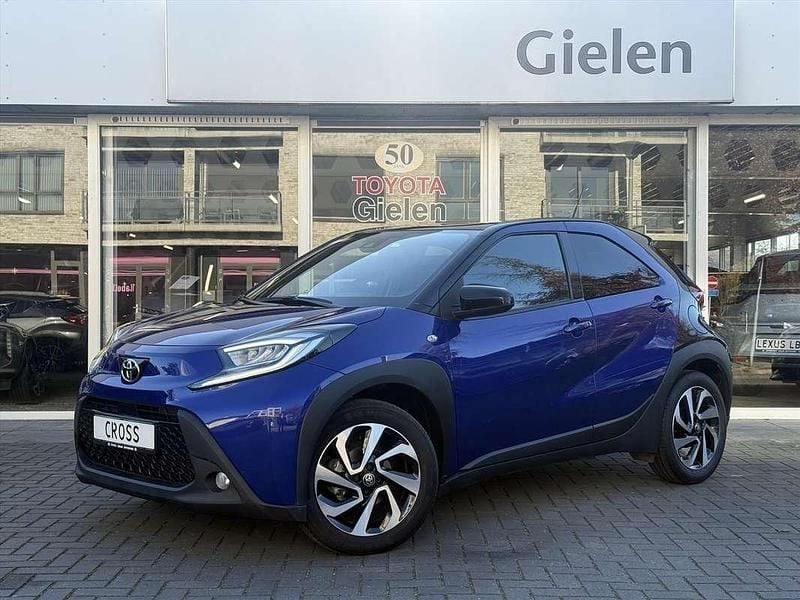 Blauw Gebruikt 2024 Toyota Aygo X Plus SUV | € 18.400 - Afbeelding 1/3