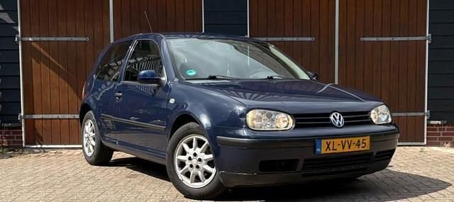 Blauw Gebruikt 1999 VW Golf IV Hatchback | € 750 (Eerlijke prijs) - Afbeelding 1/4