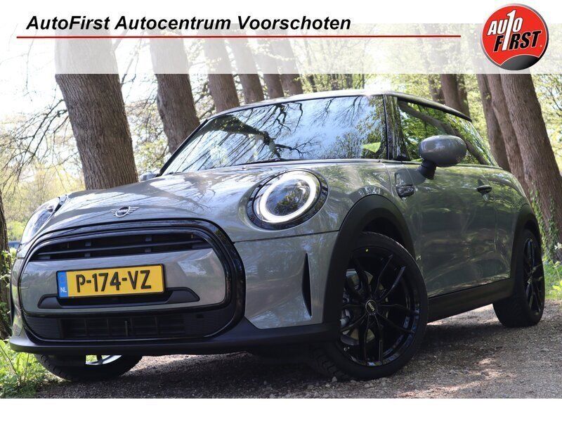 Grijs Gebruikt 2022 Mini ONE Essential Hatchback | € 22.900 (Iets duurder) - Afbeelding 1/4