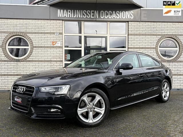 Zwart Occasion 2013 Audi A5 Sportback Proline Hatchback | € 12.450 (Eerlijke prijs) - Afbeelding 1/4