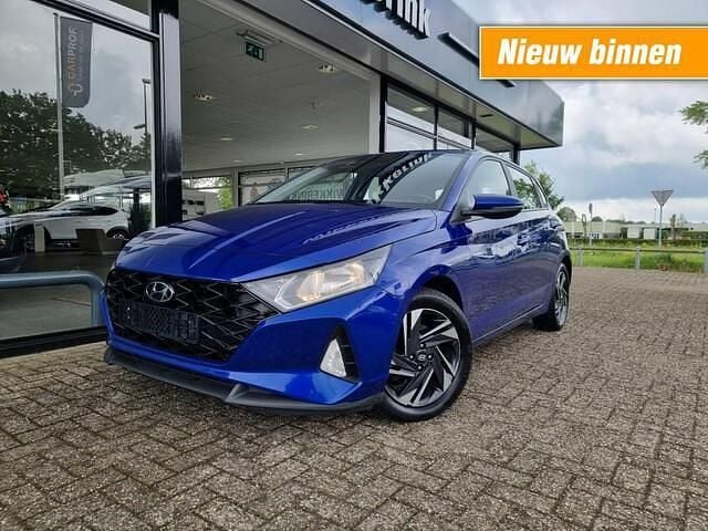 Blauw Gebruikt 2023 Hyundai i20 Comfort Hatchback | € 16.365 (Eerlijke prijs) - Afbeelding 1/4