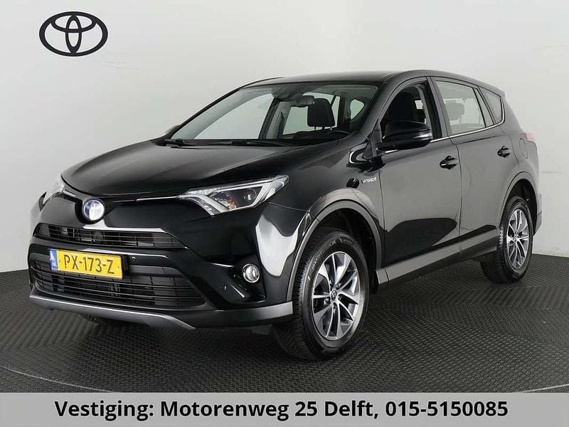 Zwart, metallic lak Gebruikt 2017 Toyota RAV4 Hybrid SUV | € 22.400 (Iets duurder) - Afbeelding 1/3