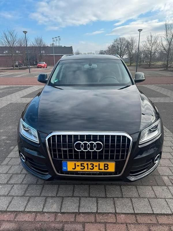 Zwart Occasion 2015 Audi Q5 SUV | € 16.950 (Super prijs) - Afbeelding 1/4