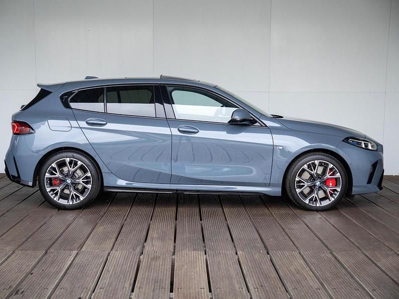 Occasion BMW 120 M Sport 170 PK (125 kW) 2025 Grijs Hatchback