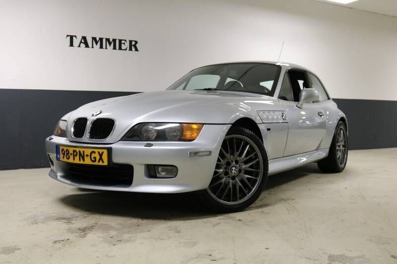 Grijs, metallic lak Gebruikt 1999 BMW Z3 Coupé | € 18.950 (Eerlijke prijs) - Afbeelding 1/4