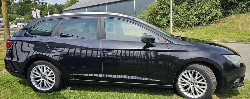 Zwart Occasion 2014 Seat Leon ST Stationwagen | € 14.995 (Duur) - Afbeelding 1/3