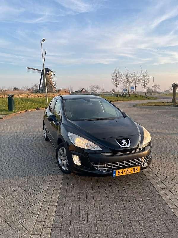 Zwart Gebruikt 2008 Peugeot 308 Hatchback | € 1.500 (Eerlijke prijs) - Afbeelding 1/4