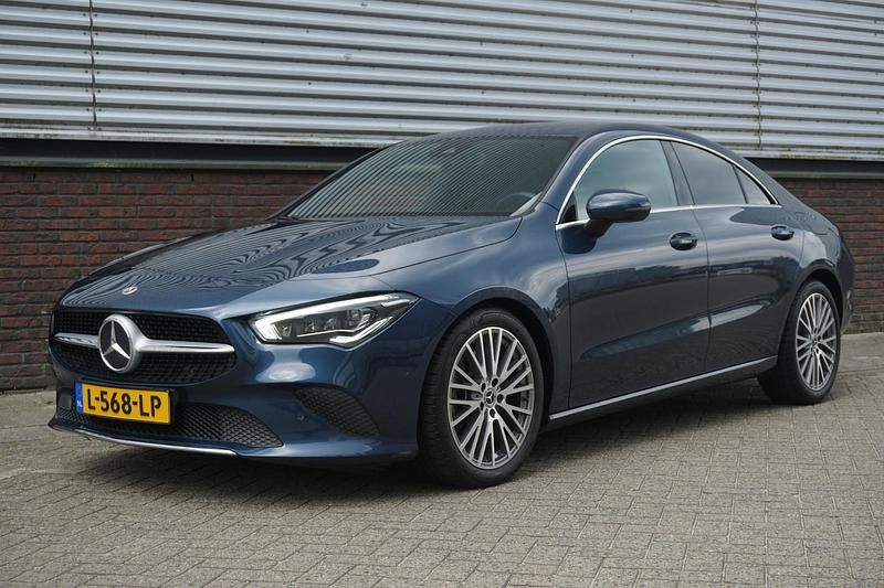 Blauw Gebruikt 2021 Mercedes CLA250 Sedan | € 28.950 (Super prijs) - Afbeelding 1/4