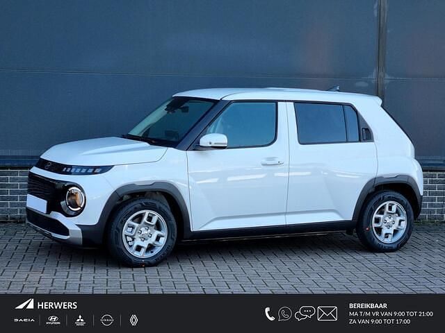 Atlas white Occasion 2025 Hyundai Inster Hatchback | € 24.490 (Eerlijke prijs) - Afbeelding 1/4