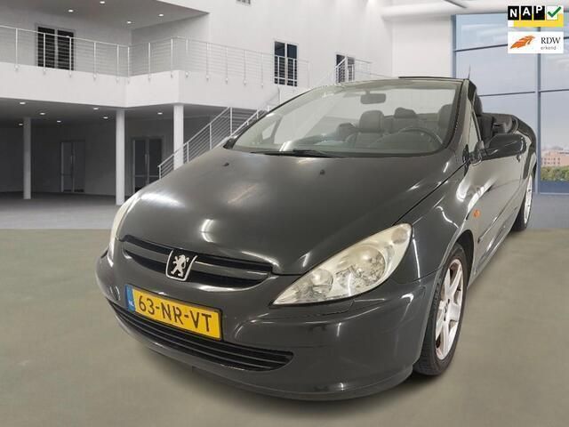 Zwart Gebruikt 2004 Peugeot 307 CC Cabriolet | € 2.995 (Eerlijke prijs) - Afbeelding 1/4