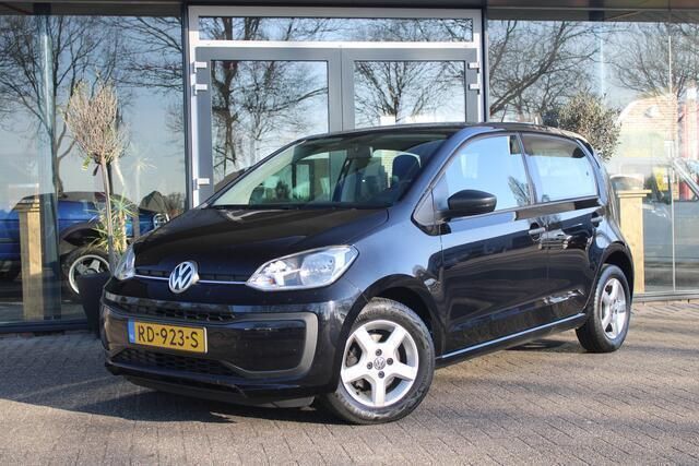 Zwart Gebruikt 2017 VW up! take up! Hatchback | € 7.750 (Eerlijke prijs) - Afbeelding 1/4