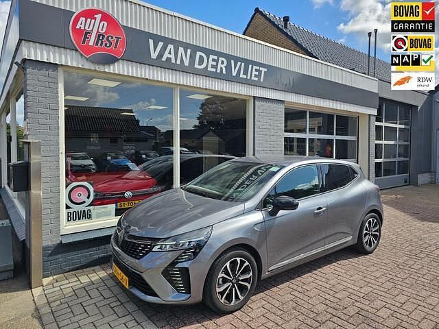 Grijs Gebruikt 2024 Renault Clio V Techno Hatchback | € 24.950 (Iets duurder) - Afbeelding 1/4