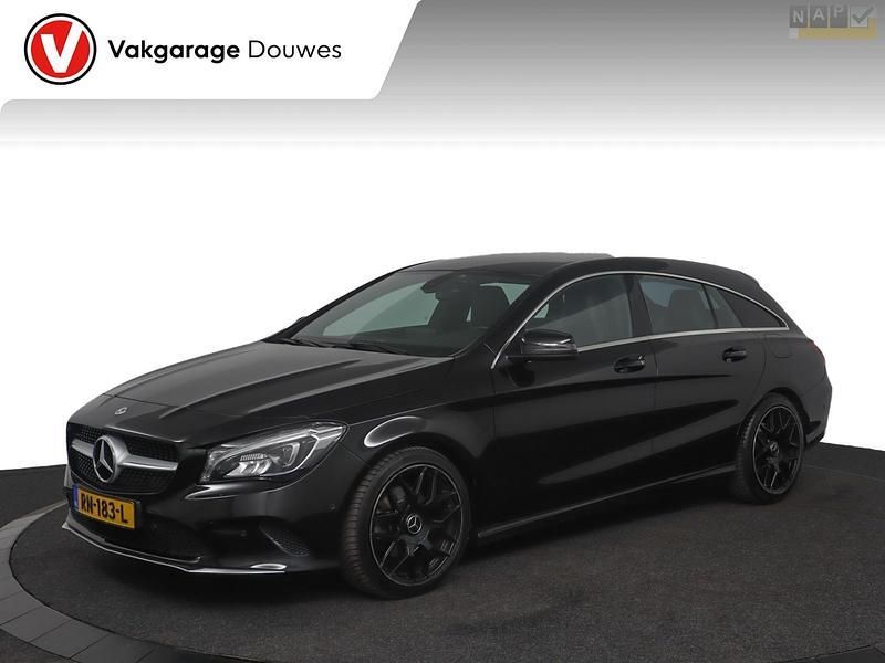 Zwart Gebruikt 2018 Mercedes CLA180 Business Sedan | € 16.950 (Goede deal) - Afbeelding 1/4