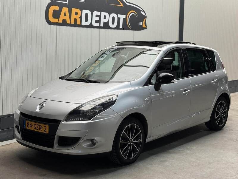 Grijs Gebruikt 2012 Renault Scénic III Bose Edition MPV | € 3.499 (Goede deal) - Afbeelding 1/4
