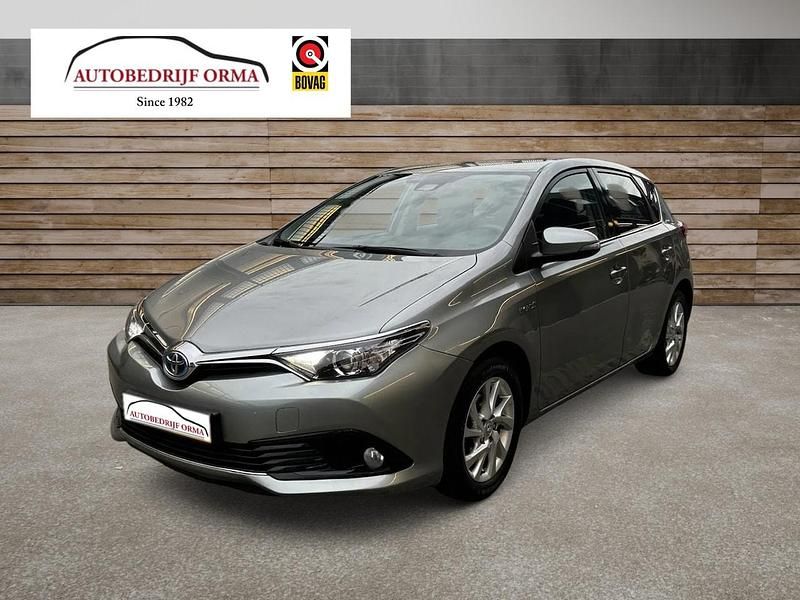 Grijs Gebruikt 2018 Toyota Auris Hybrid Hatchback | € 15.495 (Eerlijke prijs) - Afbeelding 1/4