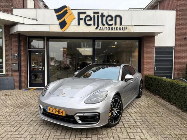 Grijs Gebruikt 2021 Porsche Panamera Turbo S Sedan | € 164.900 - Afbeelding 1/1
