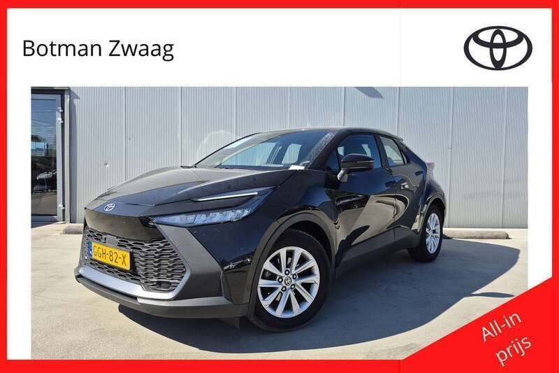 Zwart Gebruikt 2024 Toyota C-HR Active SUV | € 31.999 (Super prijs) - Afbeelding 1/4