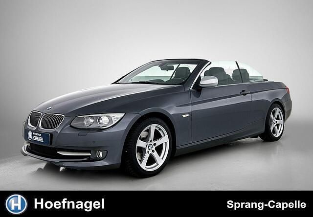 Grijs Gebruikt 2013 BMW 320 Cabriolet Executive Cabriolet | € 18.450 (Duur) - Afbeelding 1/4