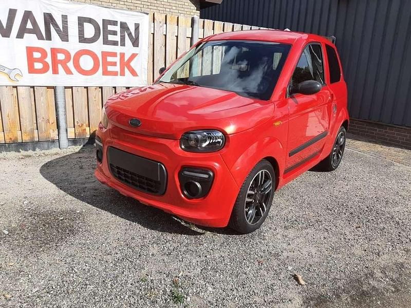 Rood Gebruikt 2022 Microcar M.Go Hatchback | € 12.995 (Iets duurder) - Afbeelding 1/4