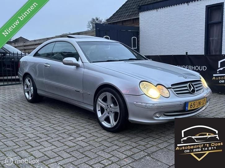 Grijs Gebruikt 2002 Mercedes 240 Elegance Coupé | € 2.499 (Goede deal) - Afbeelding 1/4