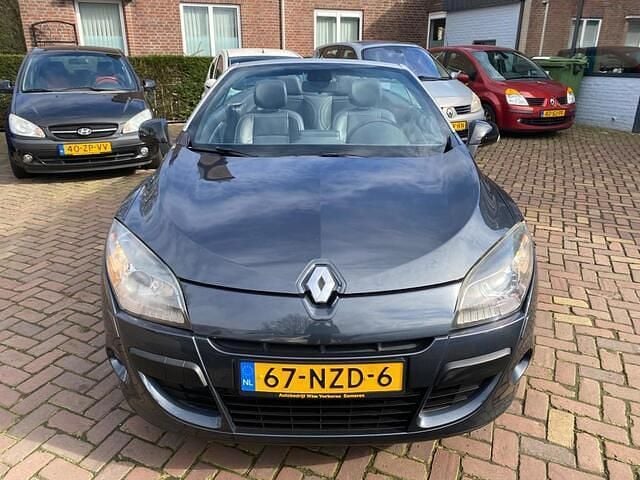 Occasion Renault Mégane Cabriolet Dynamique 131 PK (96 kW) 2011 Grijs Cabriolet