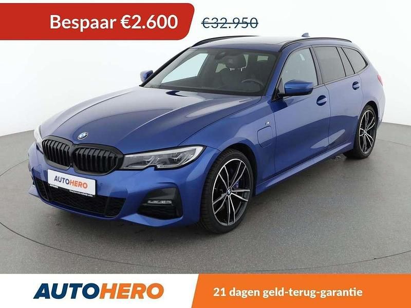 Blauw Gebruikt 2021 BMW 330e M Sport Stationwagen | € 30.549 (Eerlijke prijs) - Afbeelding 1/3