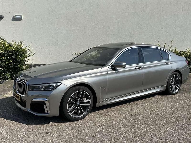 Occasion BMW 750L M Sport 530 PK (389 kW) 2019 Grijs Sedan