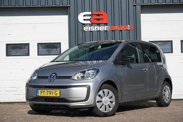 Grijs, metallic lak Gebruikt 2017 VW up! move up! Hatchback | € 5.949 (Goede deal) - Afbeelding 1/4