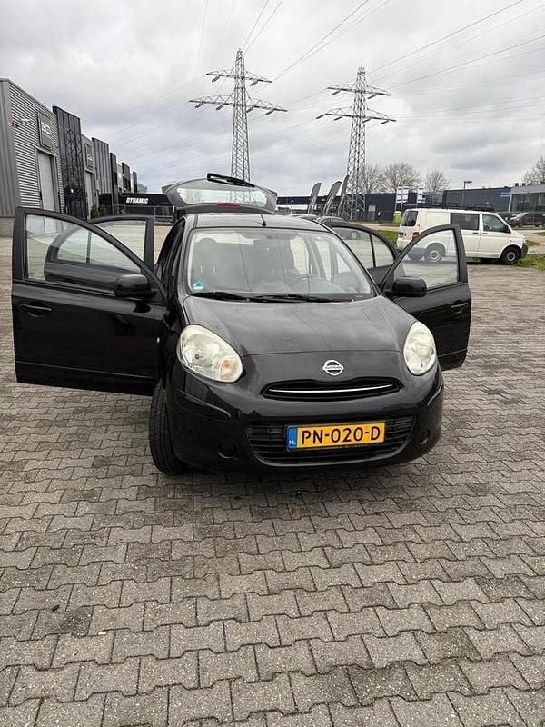 Paars Gebruikt 2011 Nissan Micra Acenta MPV | € 3.250 (Eerlijke prijs) - Afbeelding 1/4