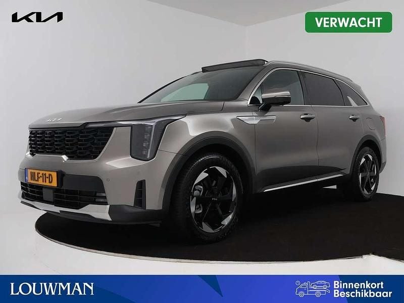 Beige Gebruikt 2025 Kia Sorento 2 SUV | € 62.950 (Eerlijke prijs) - Afbeelding 1/3