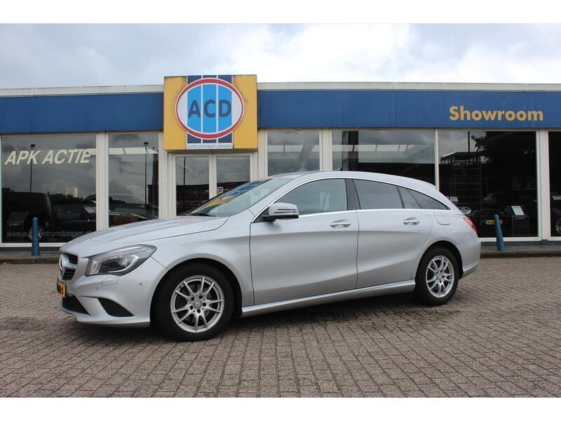 Grijs Gebruikt 2015 Mercedes CLA200 Shooting Brake Stationwagen | € 9.900 (Eerlijke prijs) - Afbeelding 1/4