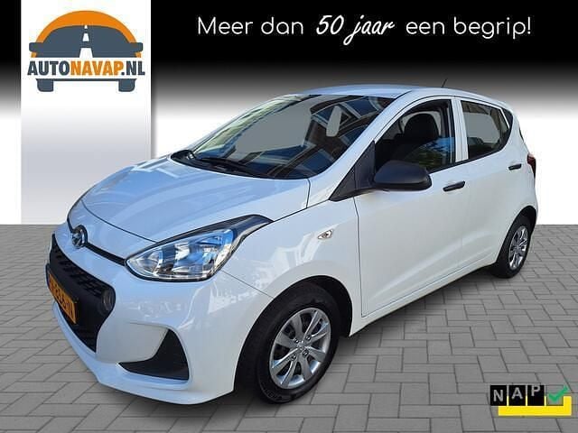 Wit Gebruikt 2017 Hyundai i10 Hatchback | € 7.295 (Eerlijke prijs) - Afbeelding 1/4