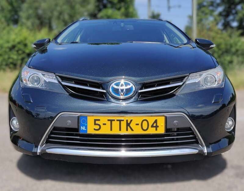 Blauw Gebruikt 2014 Toyota Auris Hybrid Stationwagen | € 10.450 (Goede deal) - Afbeelding 1/4