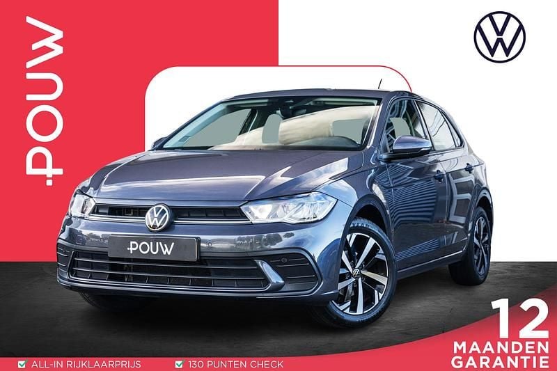 Grijs Gebruikt 2021 VW Polo Life Hatchback | € 18.450 (Eerlijke prijs) - Afbeelding 1/4