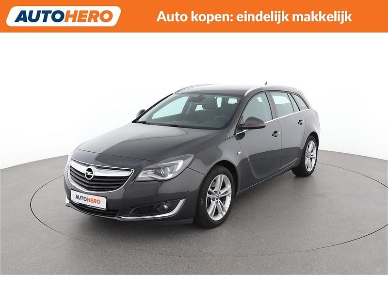 Grijs Occasion 2015 Opel Insignia Business Edition Stationwagen | € 10.749 (Eerlijke prijs) - Afbeelding 1/4