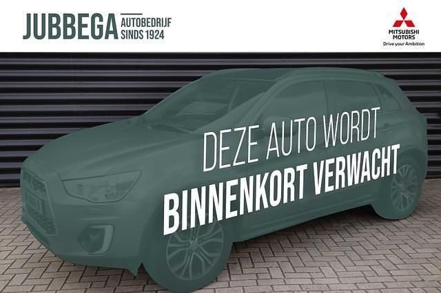 Lightning blue (blauw parelmoer) Gebruikt 2022 Mitsubishi Eclipse Cross SUV | € 27.995 (Eerlijke prijs) - Afbeelding 1/4