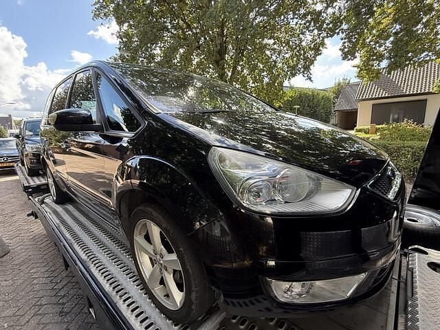 Zwart Gebruikt 2010 Ford Galaxy Ghia MPV | € 2.950 (Goede deal) - Afbeelding 1/4