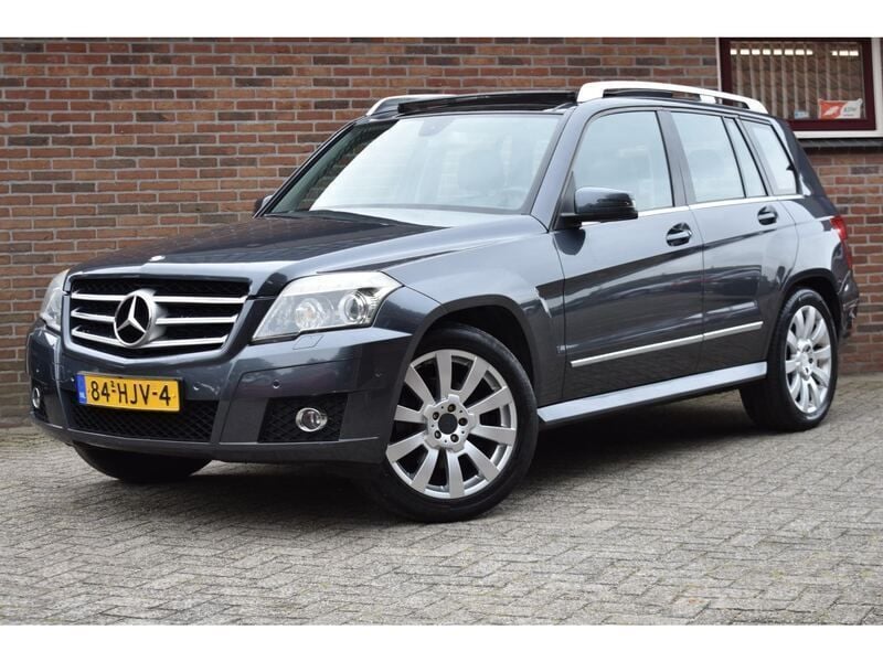 Grijs Gebruikt 2009 Mercedes GLK320 SUV | € 6.949 (Eerlijke prijs) - Afbeelding 1/4
