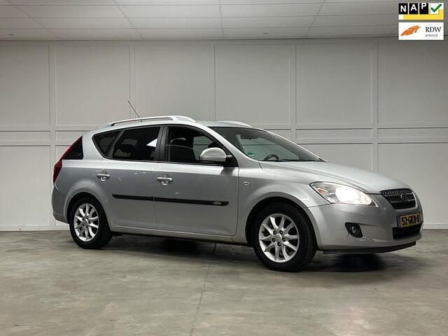 Grijs Gebruikt 2008 Kia Ceed Hatchback | € 1.250 (Super prijs) - Afbeelding 1/4