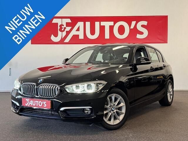 Zwart Gebruikt 2019 BMW 116 Comfort Edition Hatchback | € 14.950 (Super prijs) - Afbeelding 1/4