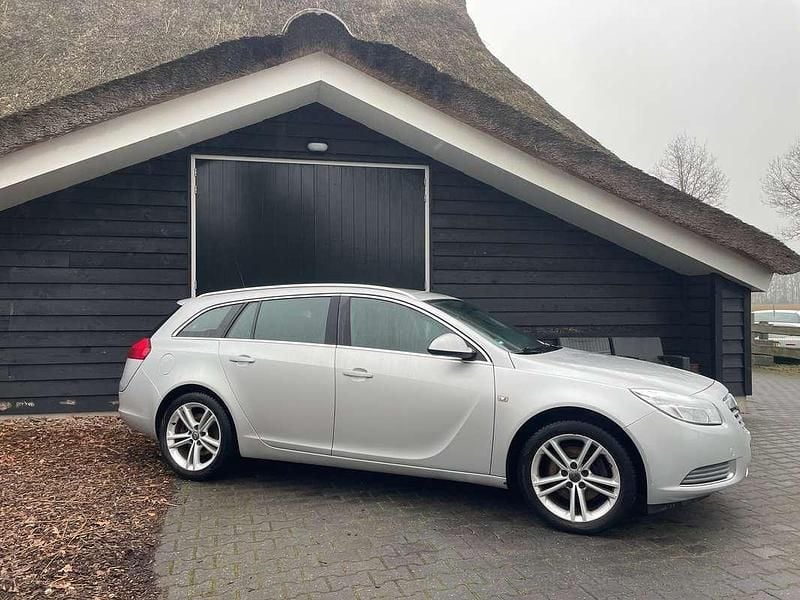 Occasion Opel Insignia Edition 180 PK (132 kW) 2010 Zilver Stationwagen