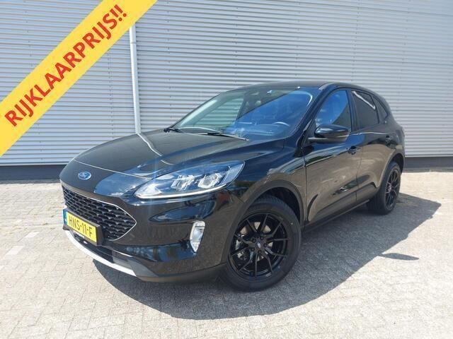 Zwart Gebruikt 2024 Ford Kuga Titanium SUV | € 31.555 (Eerlijke prijs) - Afbeelding 1/4