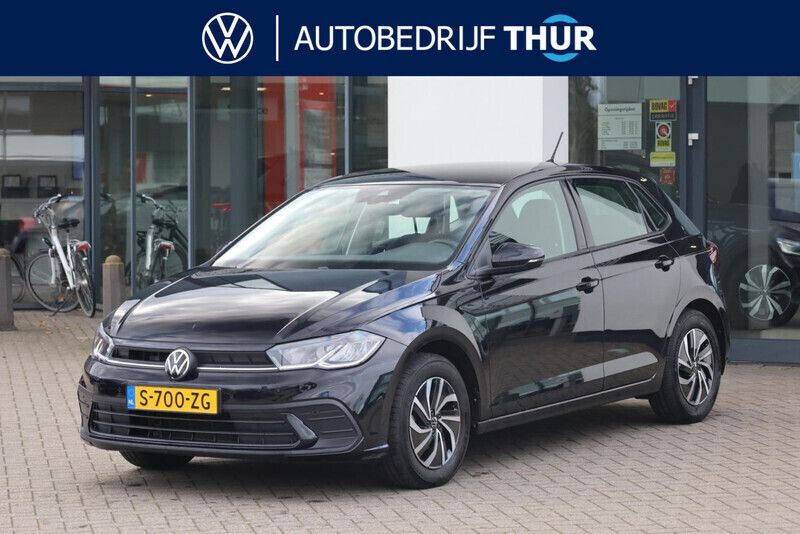 Zwart Gebruikt 2023 VW Polo Pro Hatchback | € 22.950 (Iets duurder) - Afbeelding 1/4