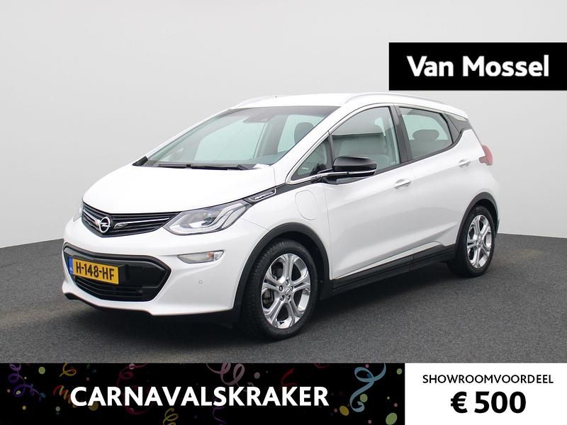 Wit Occasion 2020 Opel Ampera Business Hatchback | € 15.400 (Eerlijke prijs) - Afbeelding 1/4