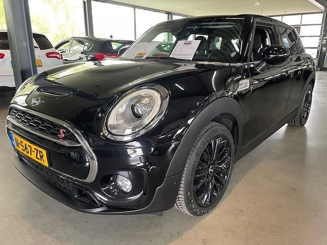 Zwart Occasion 2018 Mini Cooper Clubman Chili Stationwagen | € 17.990 (Eerlijke prijs) - Afbeelding 1/4