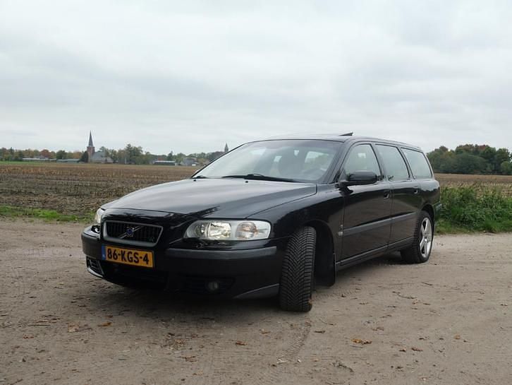Gebruikt 2004 Volvo V70 Stationwagen | € 8.500 (Goede deal) - Afbeelding 1/4