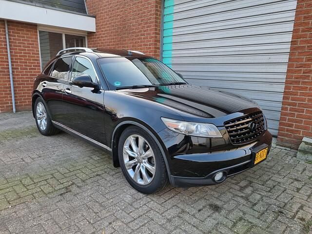 Occasion Infiniti FX45 316 PK (232 kW) 2007 Zwart (metallic) SUV